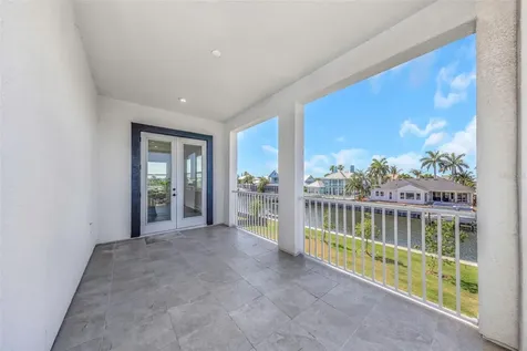 1016 Signet Drive Apollo Beach FL 33572