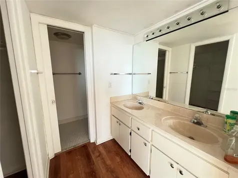 2616 Cove Cay Drive Clearwater FL 33760