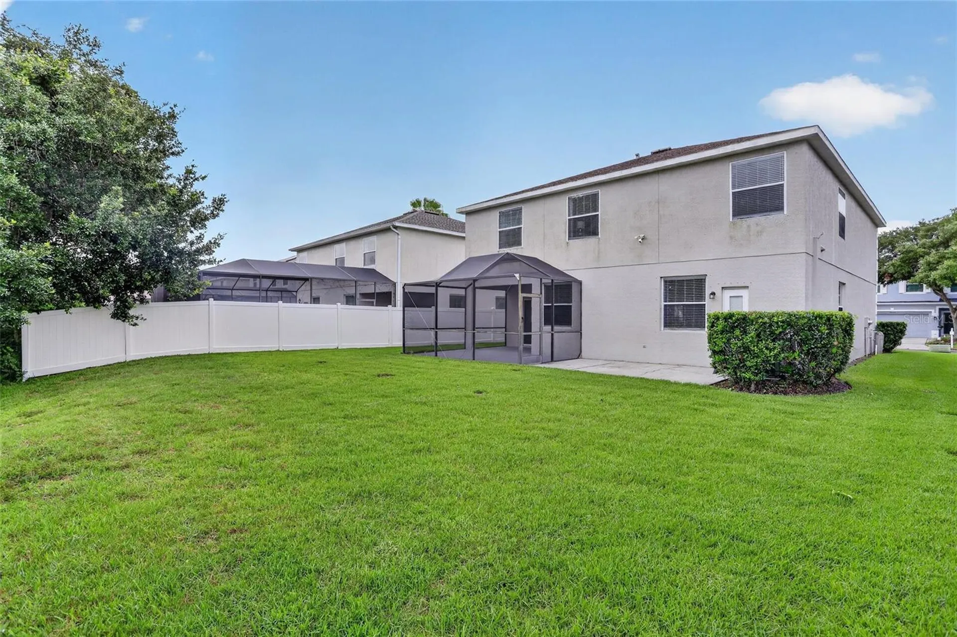 8821 N River Road Tampa FL 33635