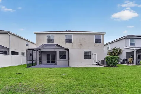 8821 N River Road Tampa FL 33635