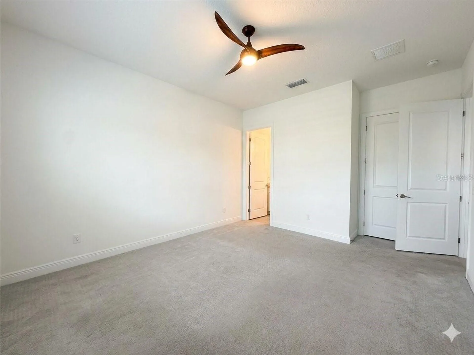 9652 English Laurel Court Orlando FL 32827