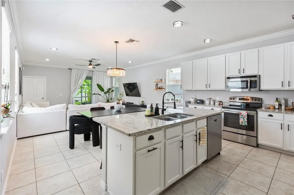 5253 Suncatcher Drive Wesley Chapel FL 33545