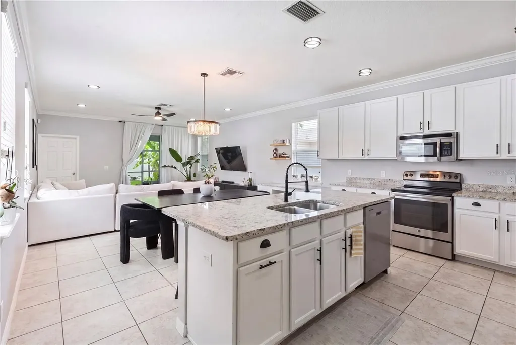 5253 Suncatcher Drive Wesley Chapel FL 33545