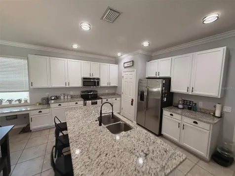5253 Suncatcher Drive Wesley Chapel FL 33545