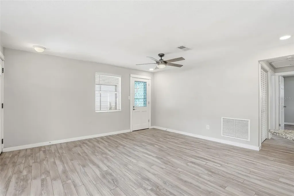 997 Cedarwood Avenue Dunedin FL 34698