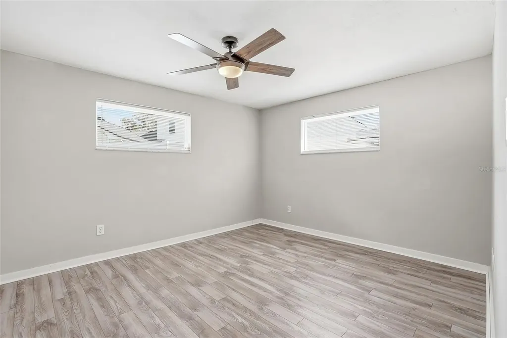 997 Cedarwood Avenue Dunedin FL 34698