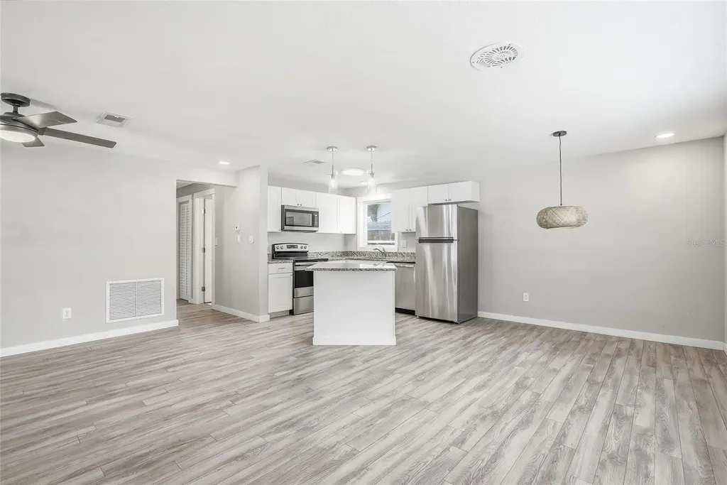 997 Cedarwood Avenue Dunedin FL 34698