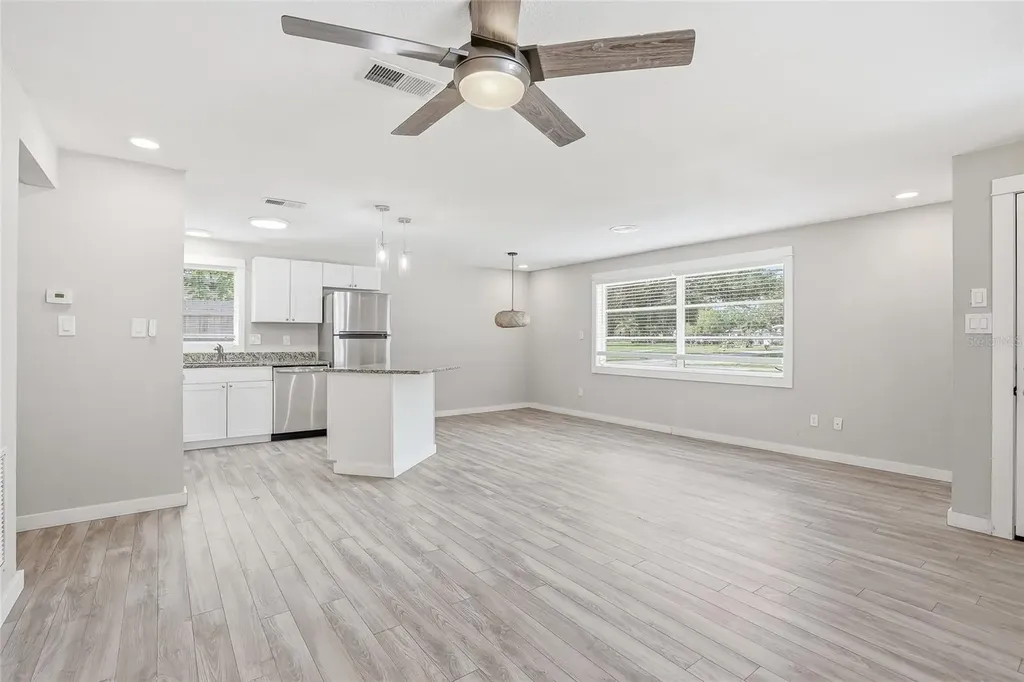 997 Cedarwood Avenue Dunedin FL 34698