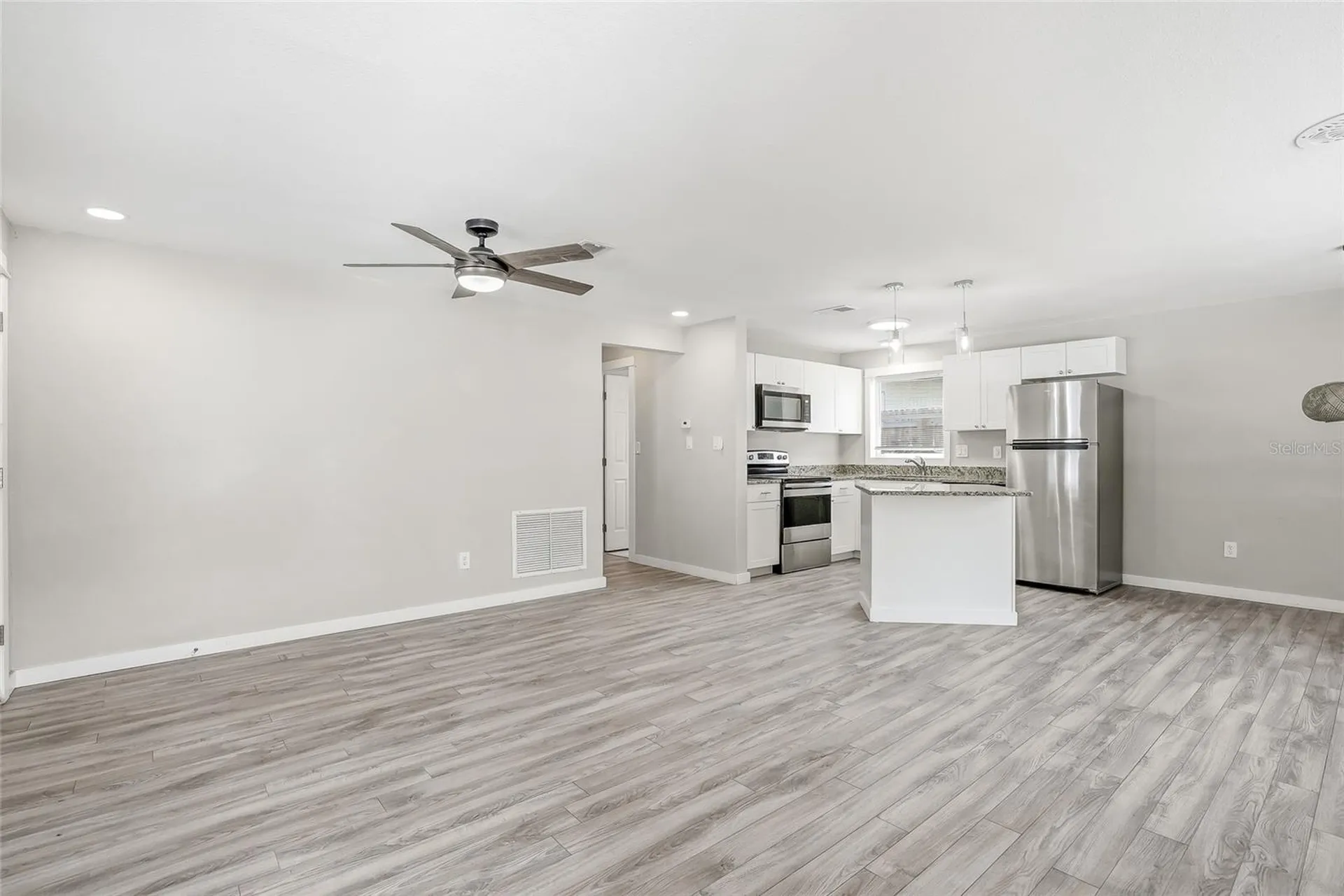 997 Cedarwood Avenue Dunedin FL 34698