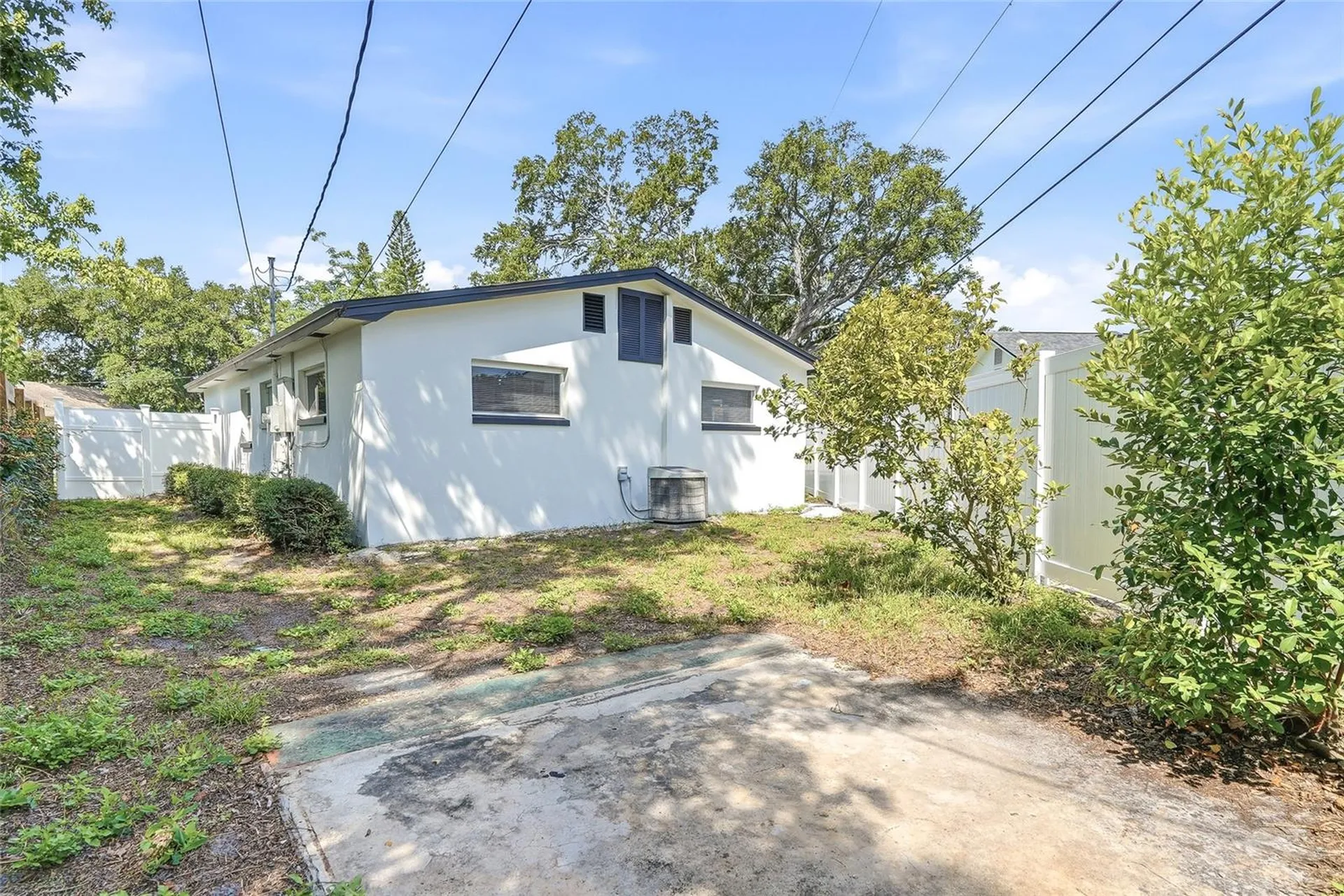 997 Cedarwood Avenue Dunedin FL 34698