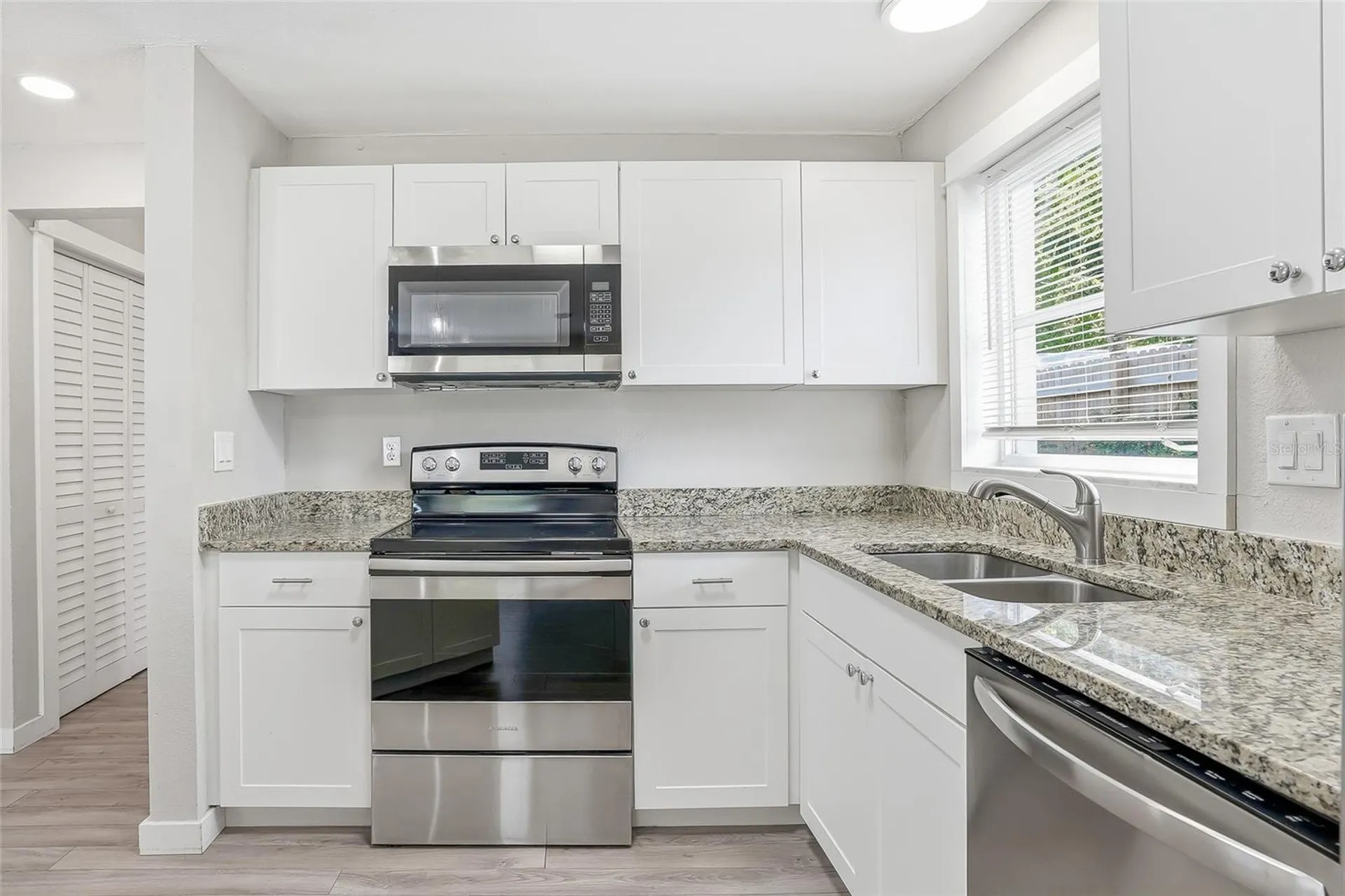 997 Cedarwood Avenue Dunedin FL 34698