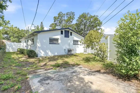997 Cedarwood Avenue Dunedin FL 34698