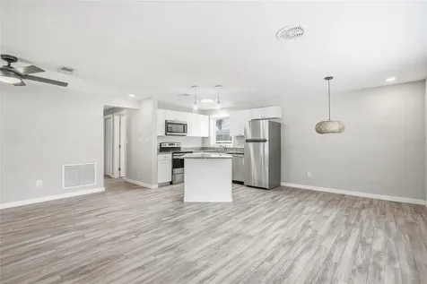 997 Cedarwood Avenue Dunedin FL 34698