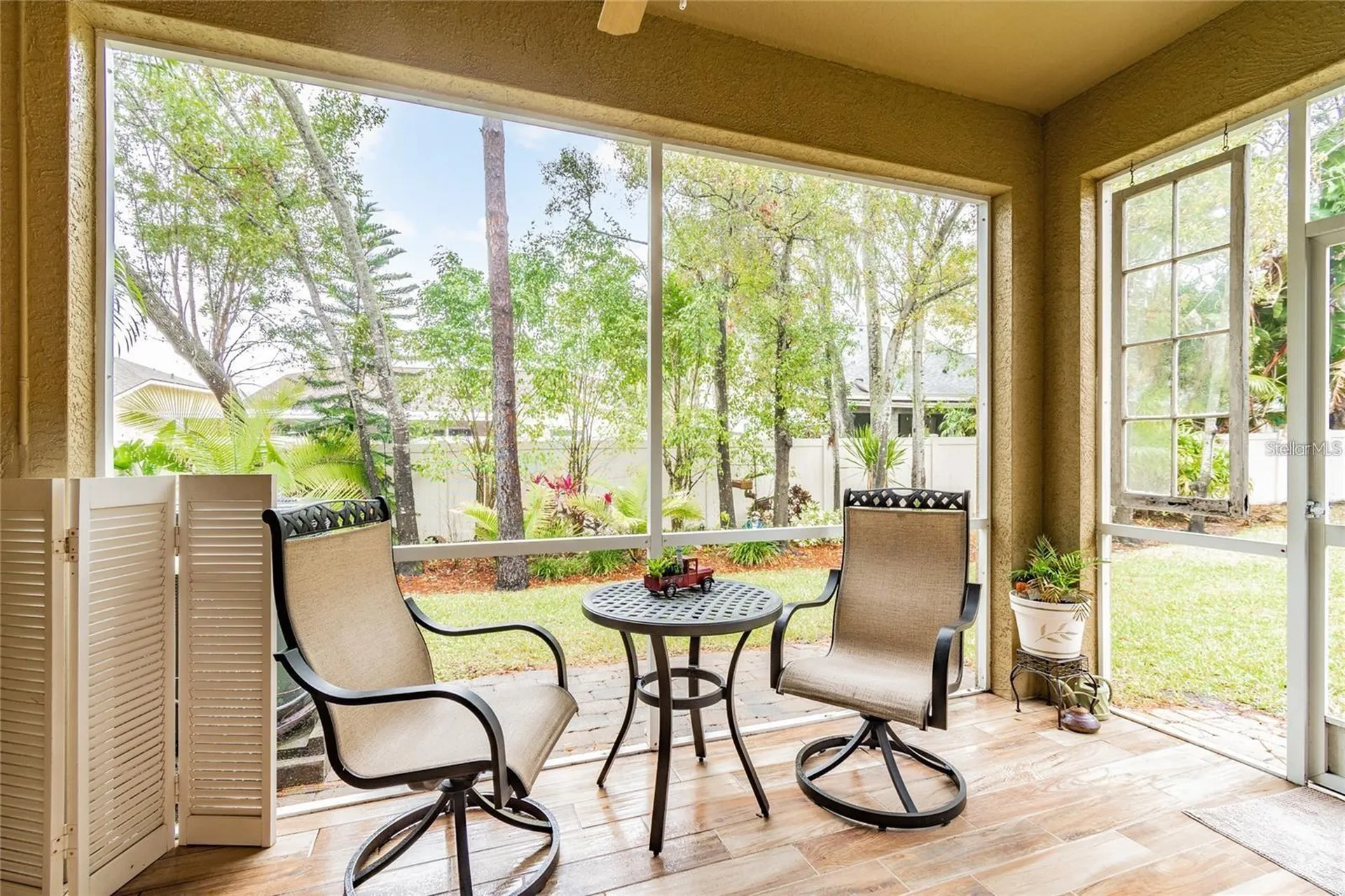 2524 Newbern Avenue Clearwater FL 33761