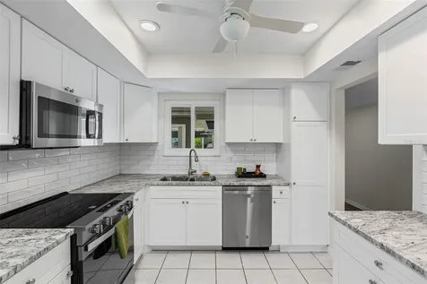 3808 Blue Stone Way Sarasota FL 34232
