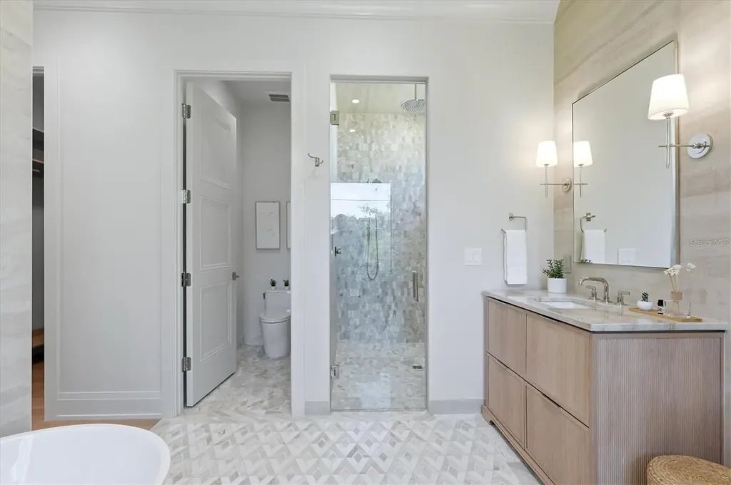 2531 Wisteria Street Sarasota FL 34239