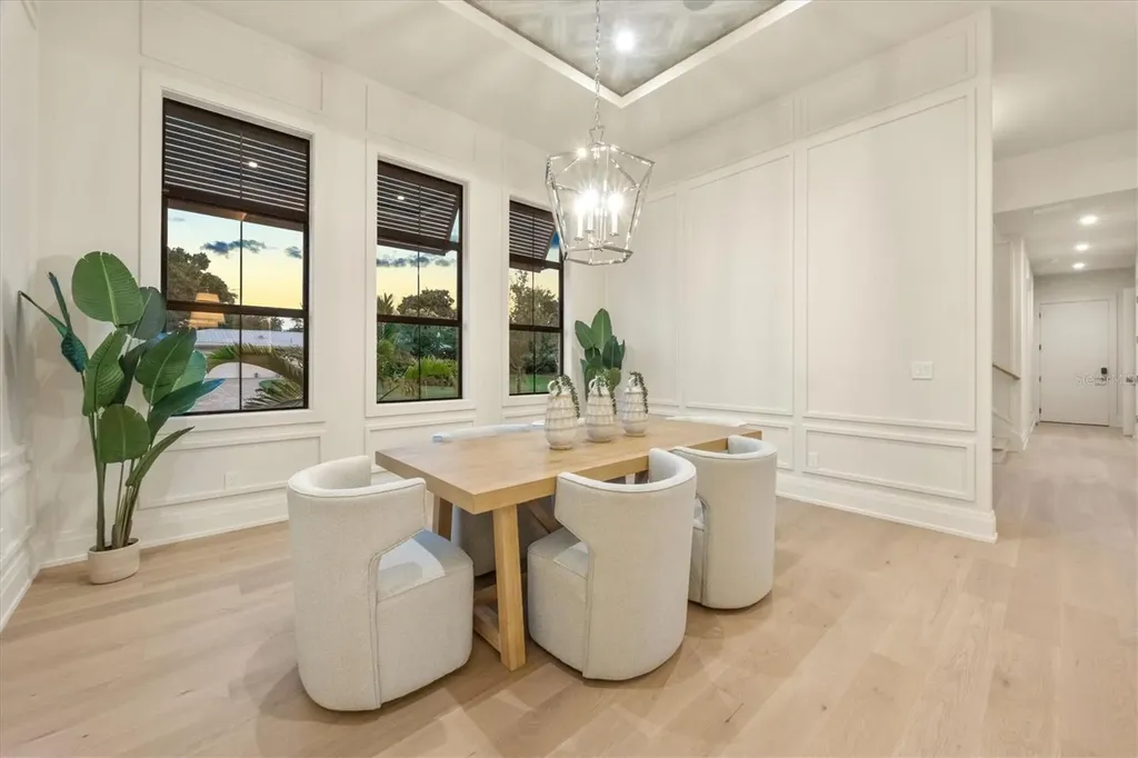 2531 Wisteria Street Sarasota FL 34239