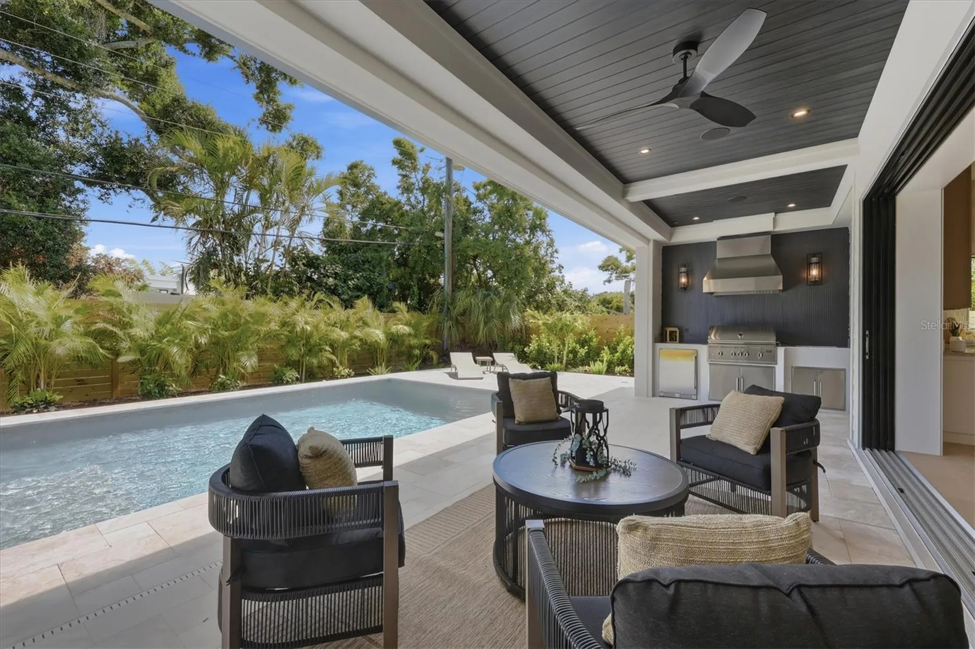 2531 Wisteria Street Sarasota FL 34239