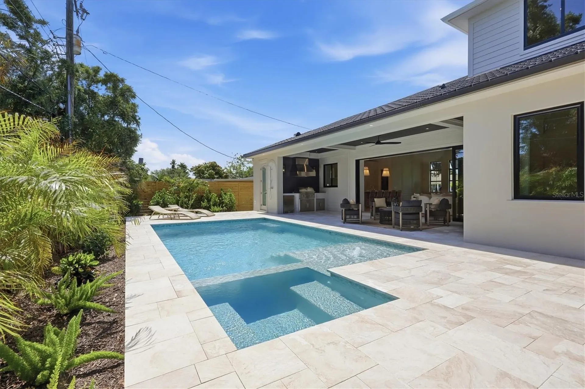 2531 Wisteria Street Sarasota FL 34239