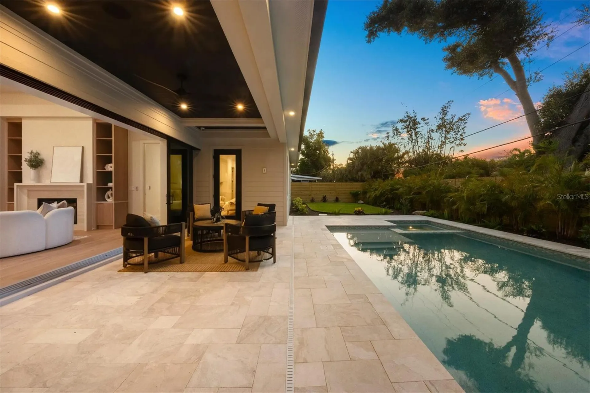 2531 Wisteria Street Sarasota FL 34239