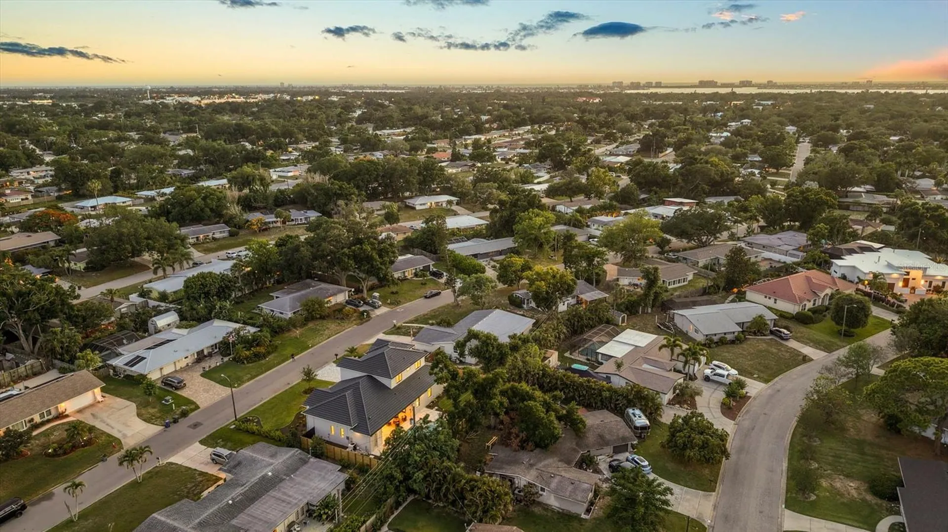 2531 Wisteria Street Sarasota FL 34239