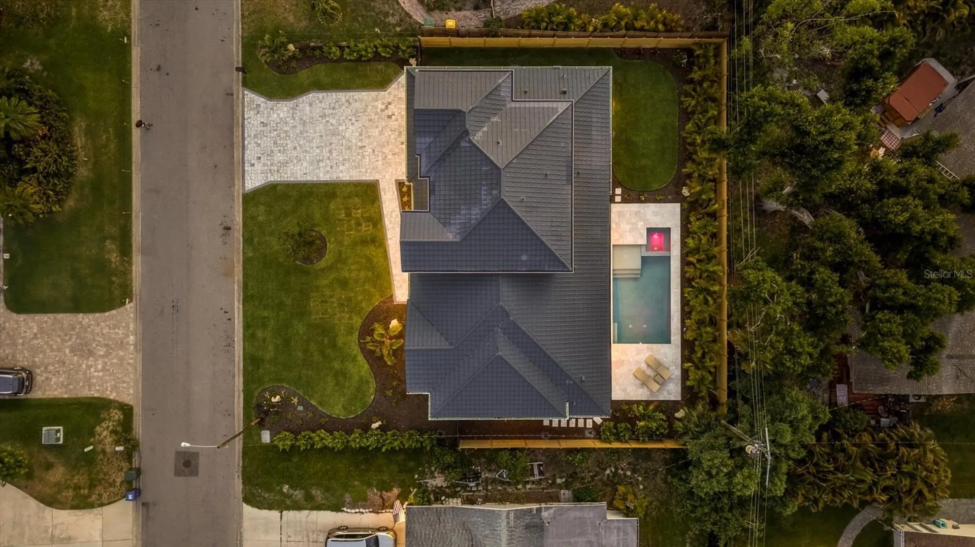 2531 Wisteria Street Sarasota FL 34239