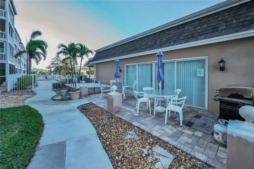 131 Bluff View Drive Belleair Bluffs FL 33770