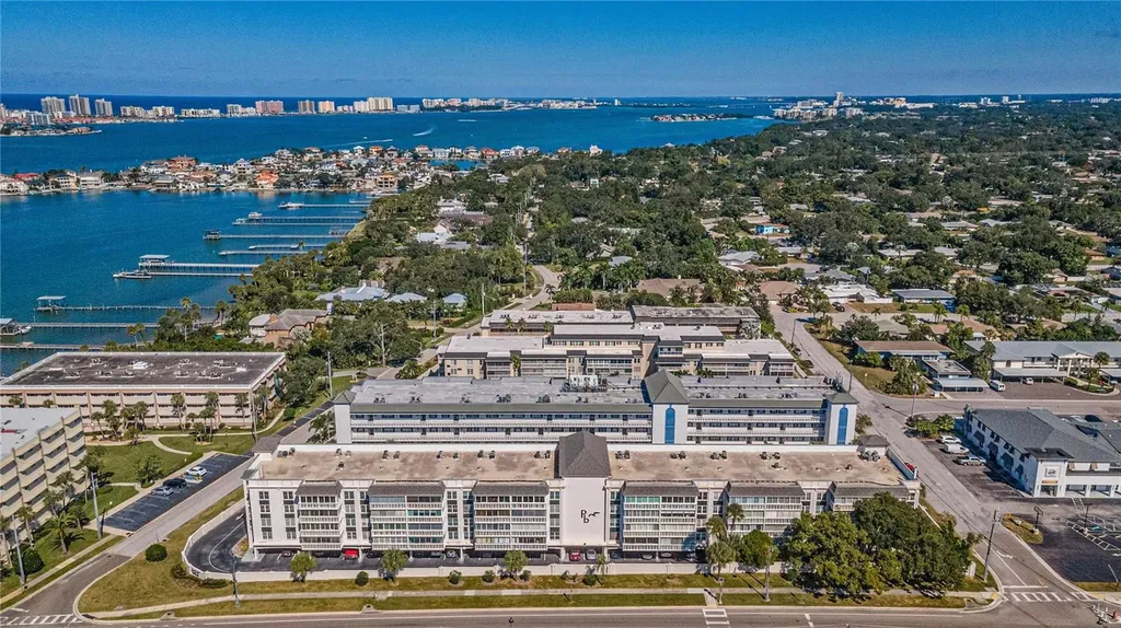 131 Bluff View Drive Belleair Bluffs FL 33770