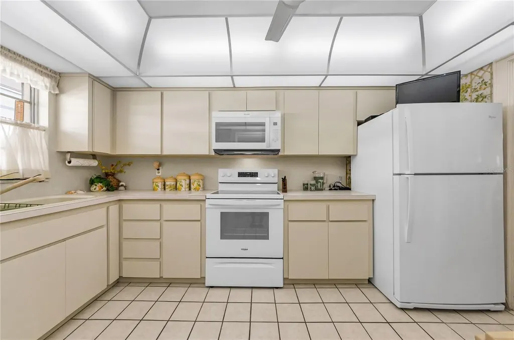 131 Bluff View Drive Belleair Bluffs FL 33770
