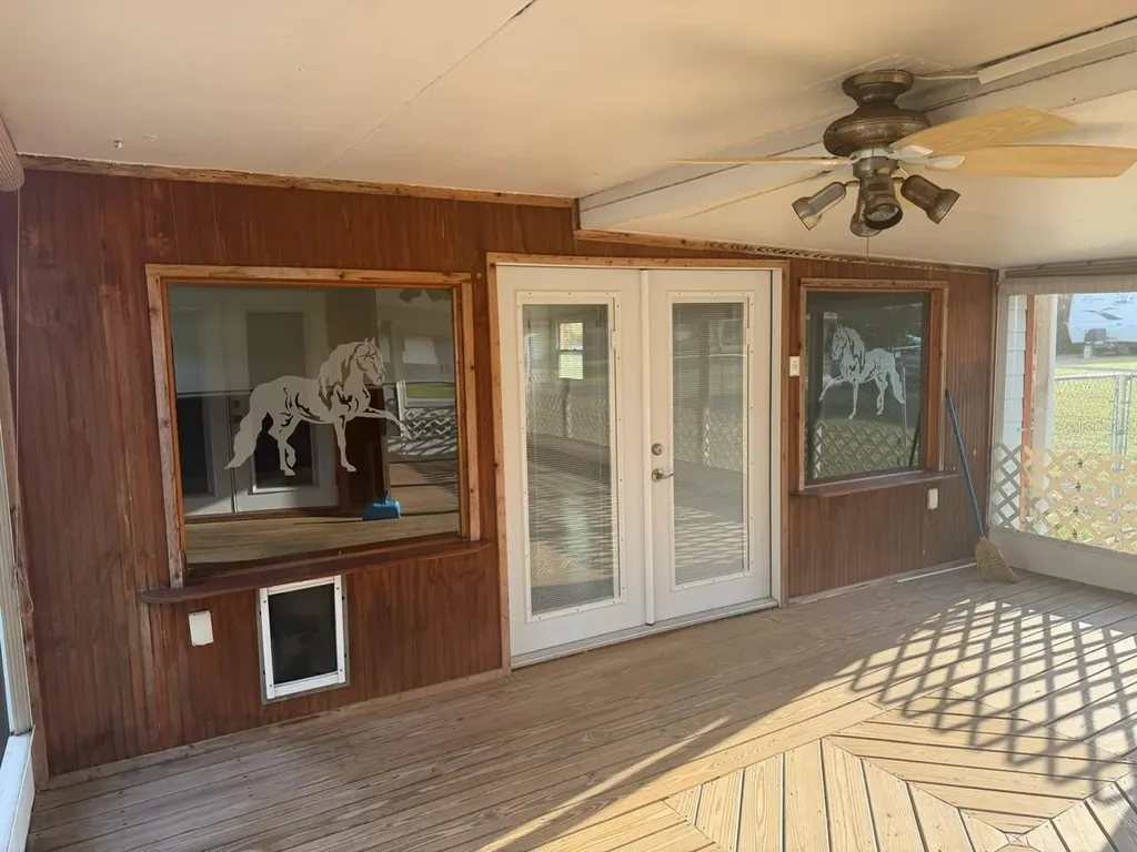 11595 SE 129th Place Ocklawaha FL 32179