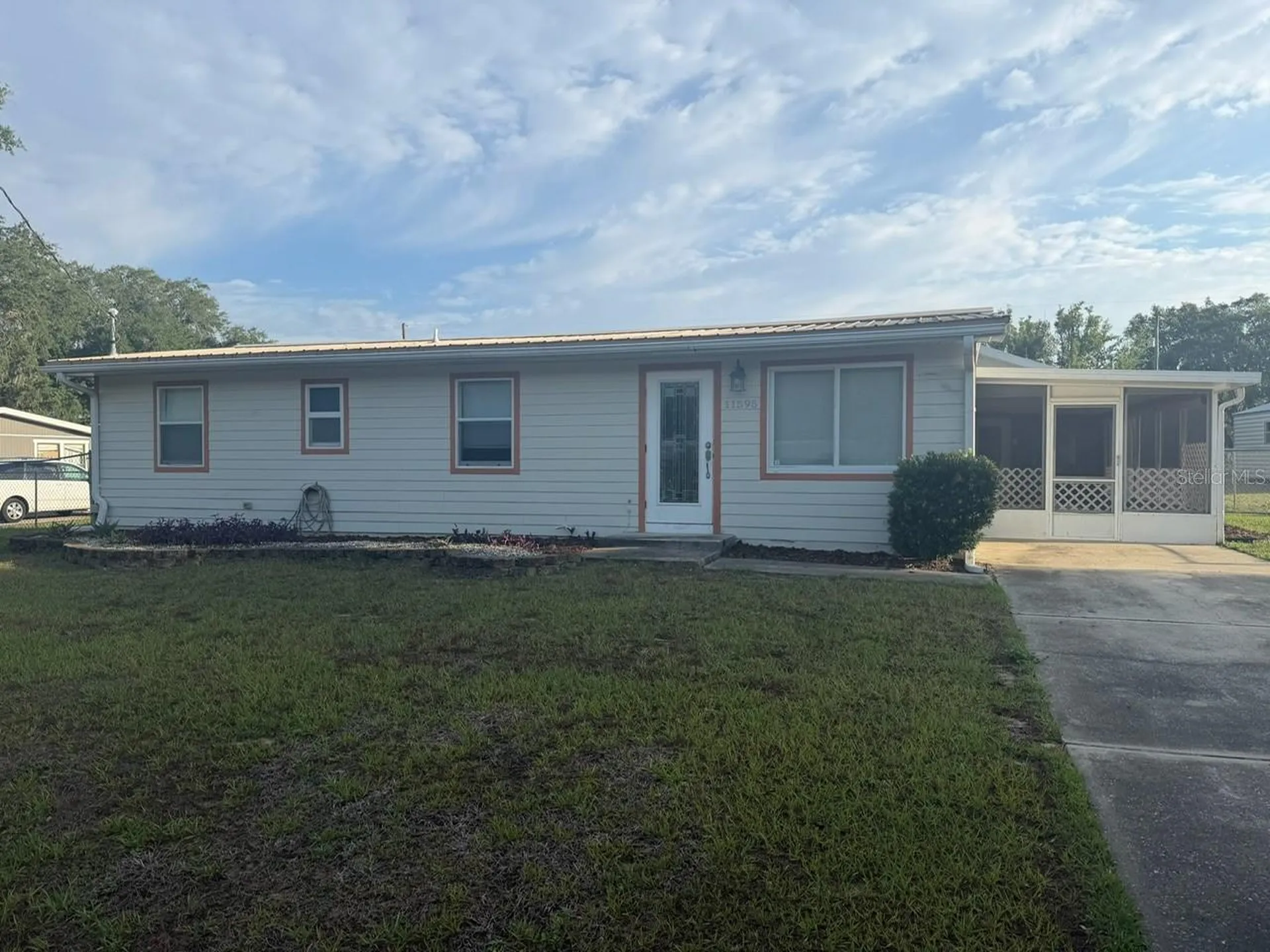 11595 SE 129th Place Ocklawaha FL 32179