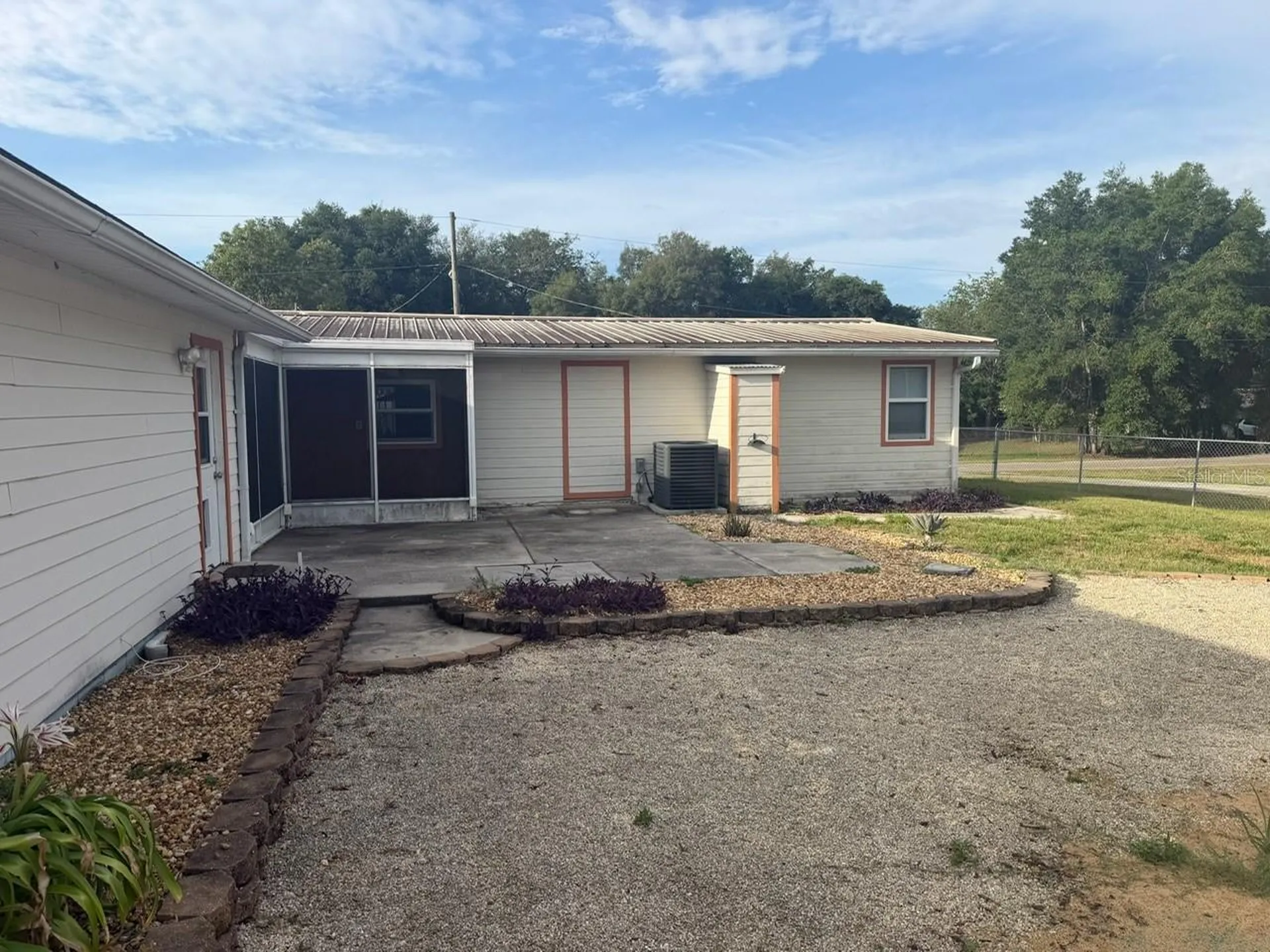 11595 SE 129th Place Ocklawaha FL 32179