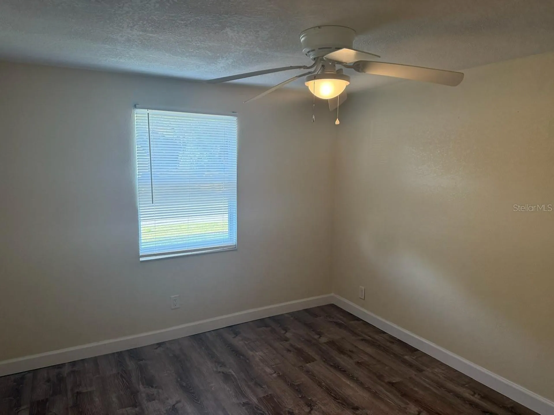 11595 SE 129th Place Ocklawaha FL 32179