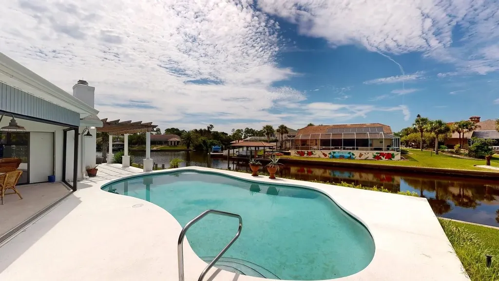 1 Cherrytree Court Palm Coast FL 32137