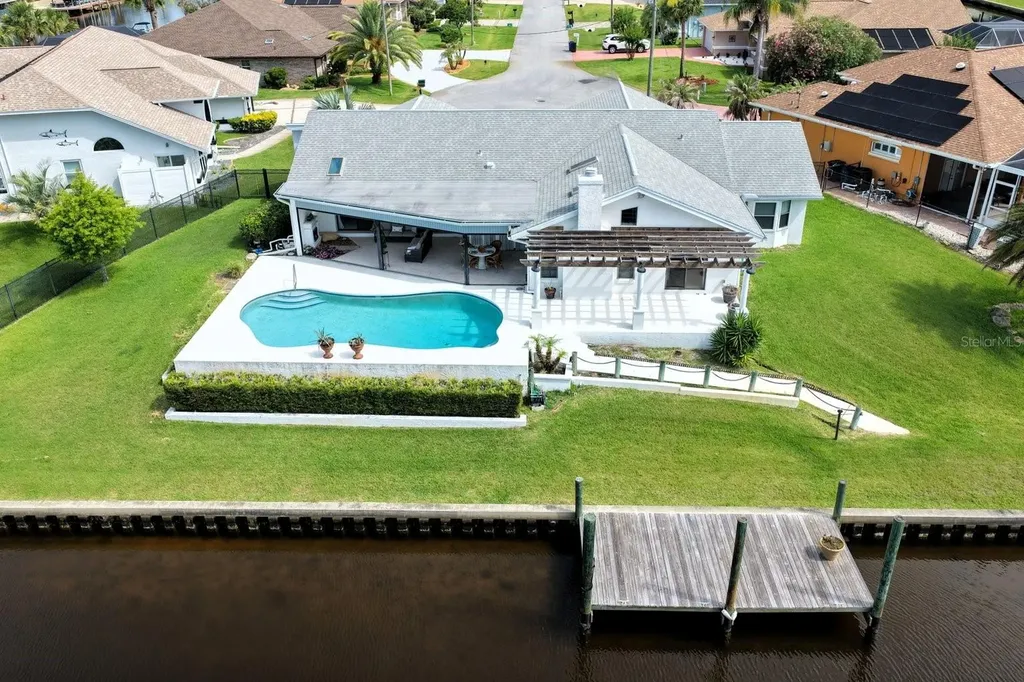 1 Cherrytree Court Palm Coast FL 32137