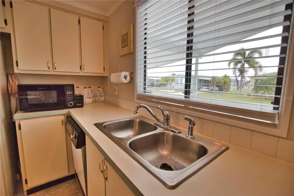 632 La Jolla Circle North Port FL 34287