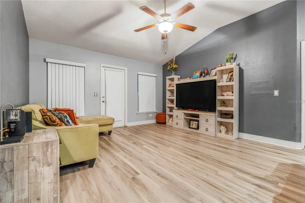 1173 Sabine Lane Kissimmee FL 34759