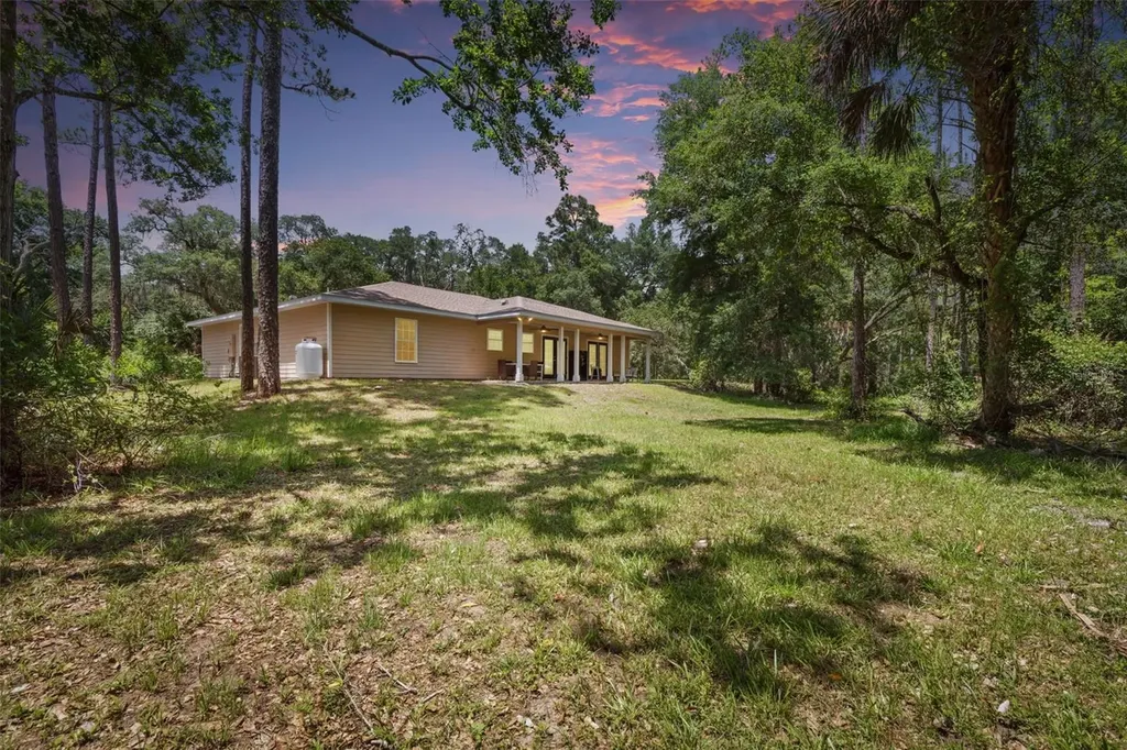 3296 N Old Dixie Highway Bunnell FL 32110
