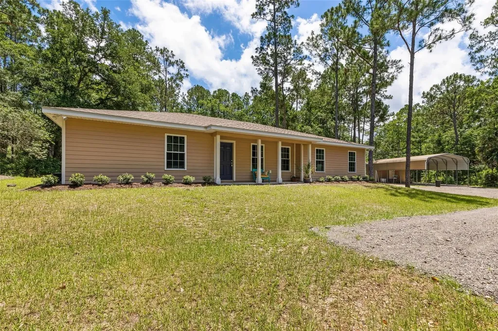 3296 N Old Dixie Highway Bunnell FL 32110