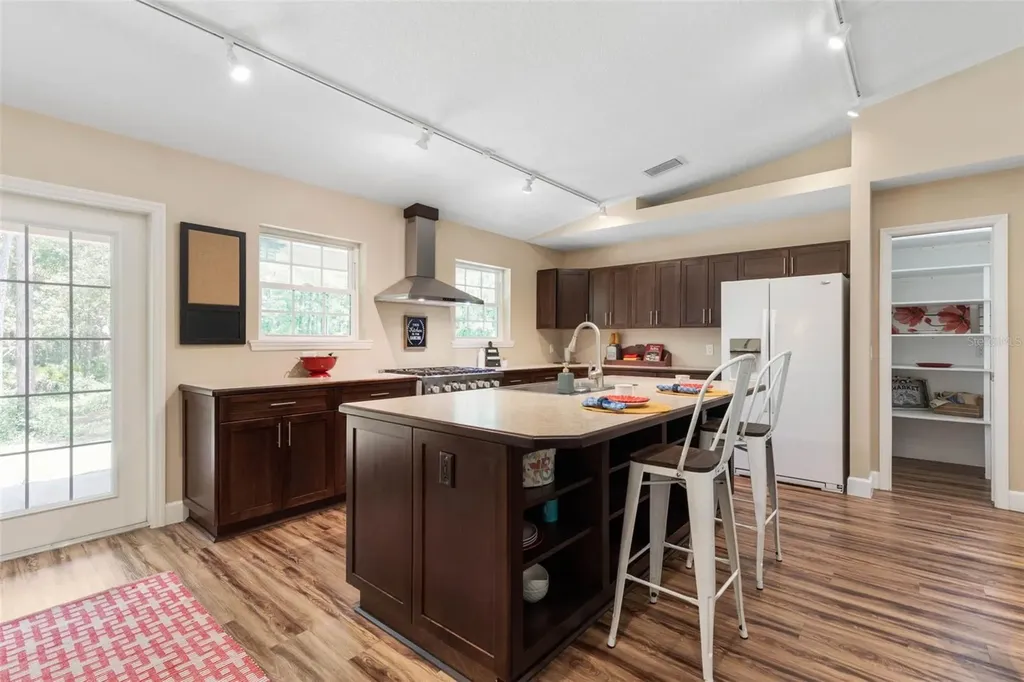 3296 N Old Dixie Highway Bunnell FL 32110