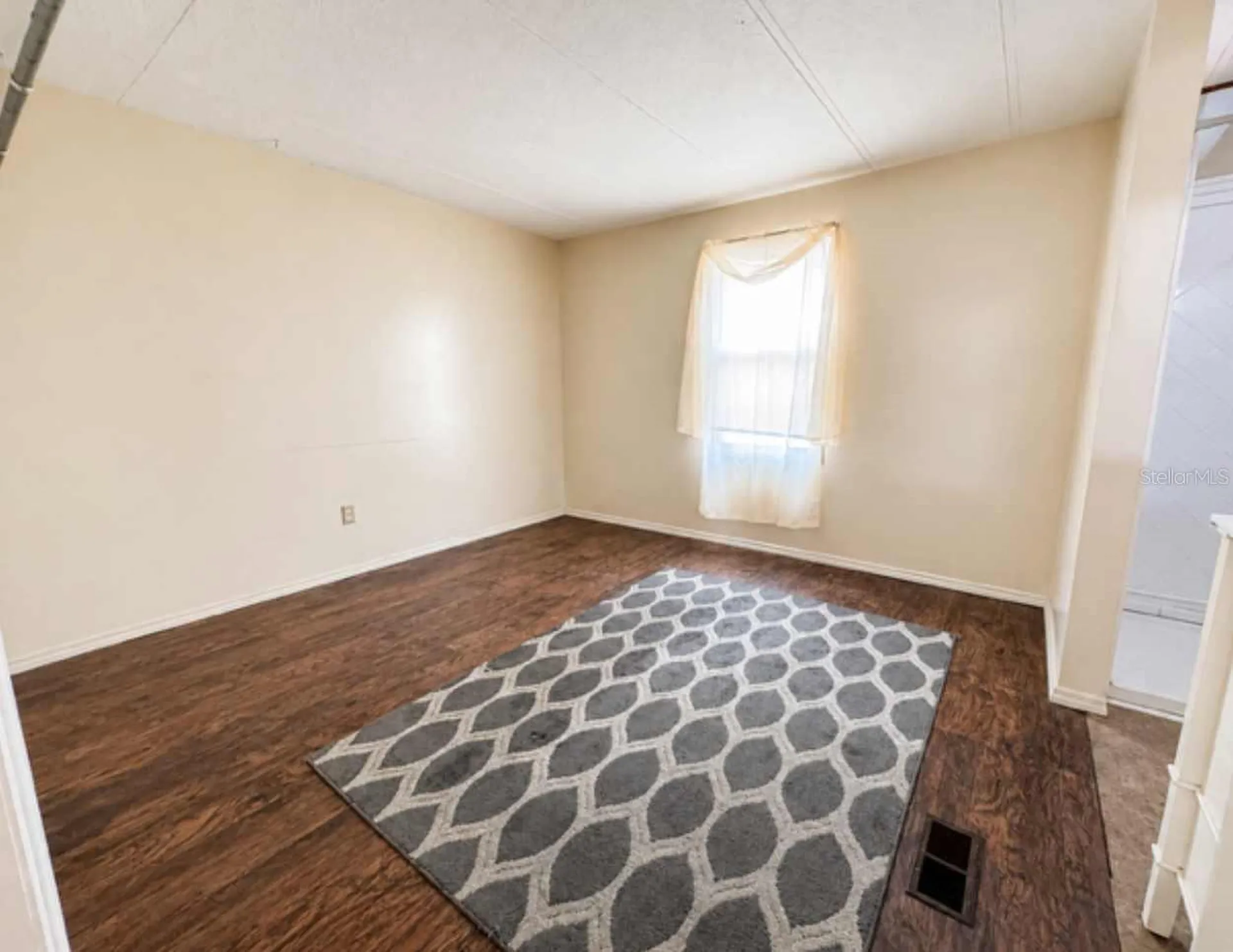 1925 Mary Lane Holiday FL 34690