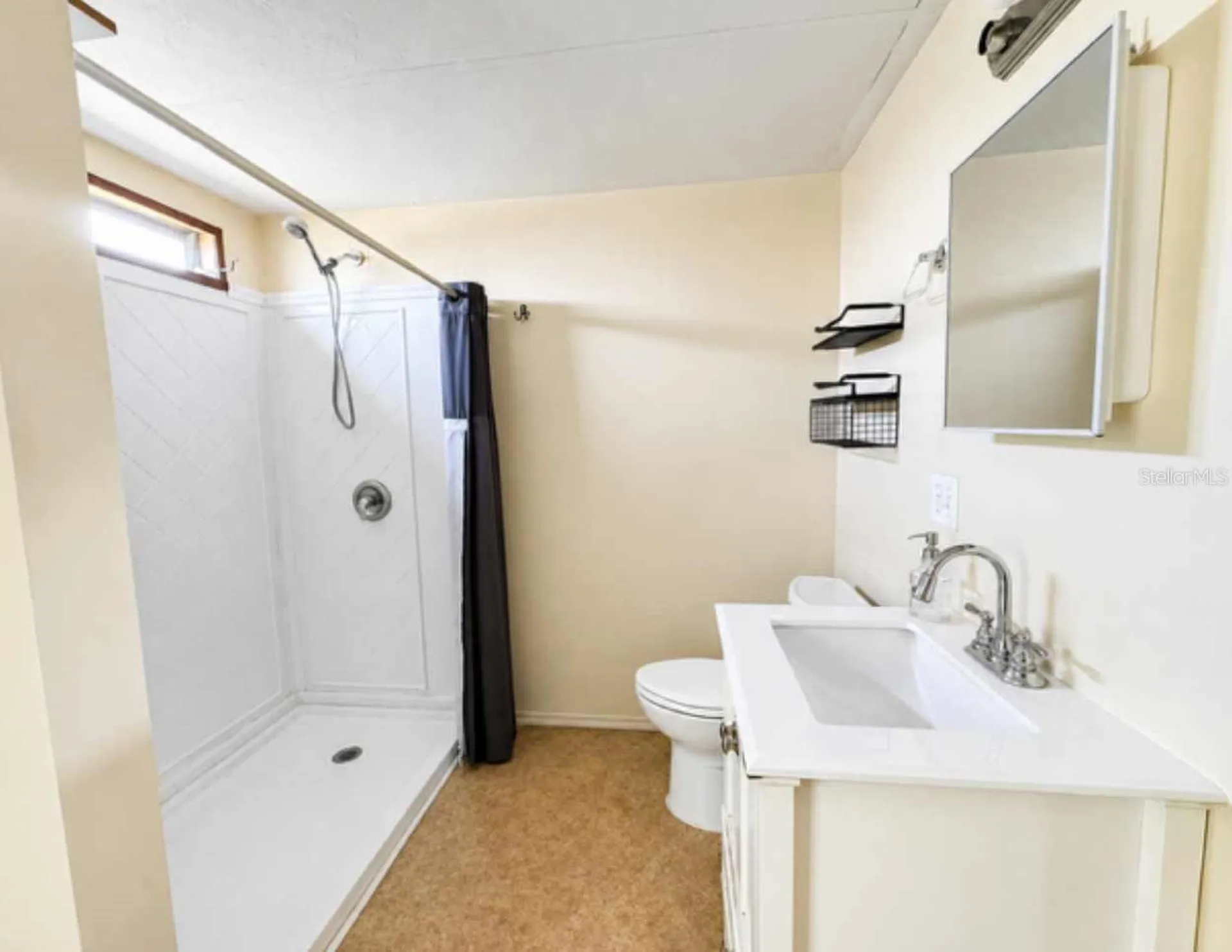 1925 Mary Lane Holiday FL 34690