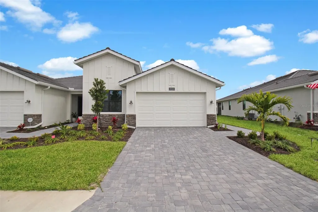 18588 Dayspring Place Venice FL 34293
