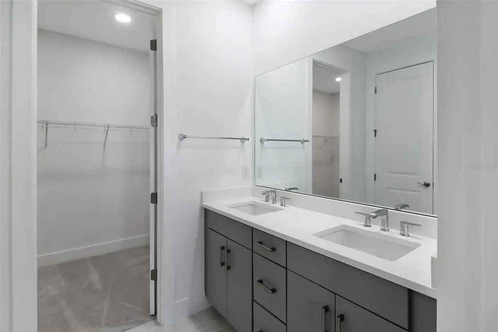 18588 Dayspring Place Venice FL 34293