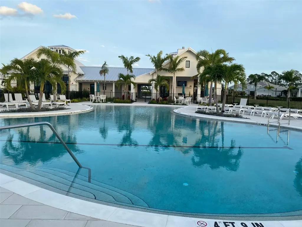18588 Dayspring Place Venice FL 34293