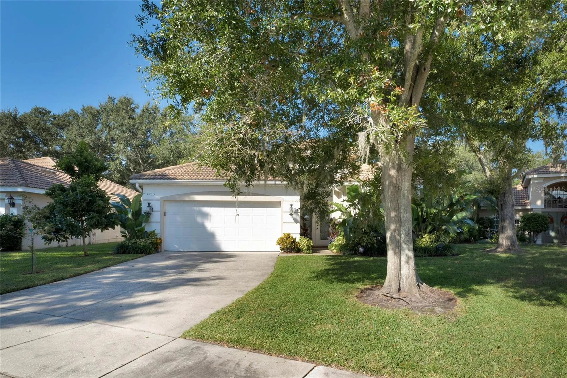 4713 Windsor Avenue Orlando FL 32819