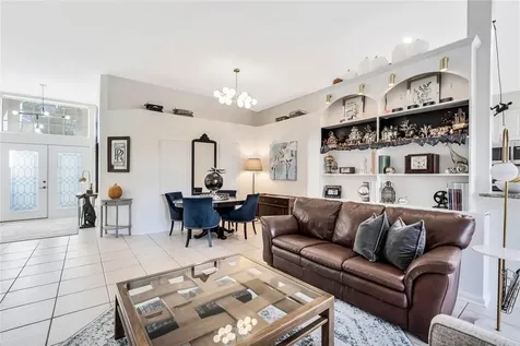 4713 Windsor Avenue Orlando FL 32819