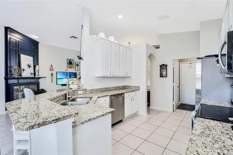 4713 Windsor Avenue Orlando FL 32819