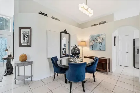 4713 Windsor Avenue Orlando FL 32819