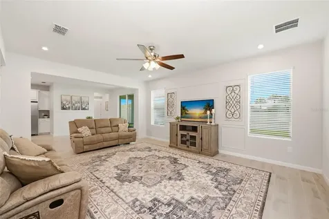 2666 Ginseng Ivy Street Apopka FL 32703